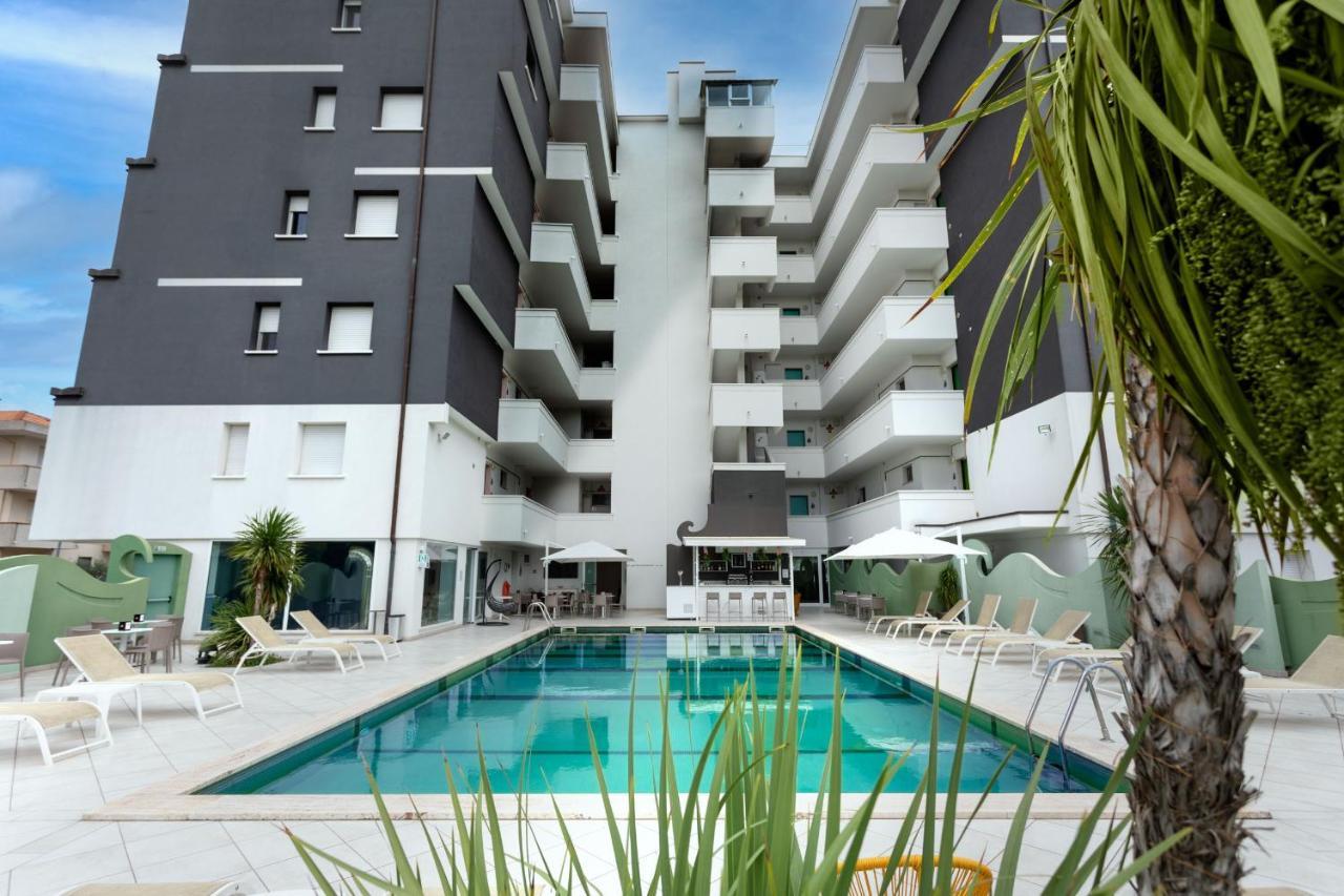 Nero D'Avorio Apartments Rimini Exterior photo