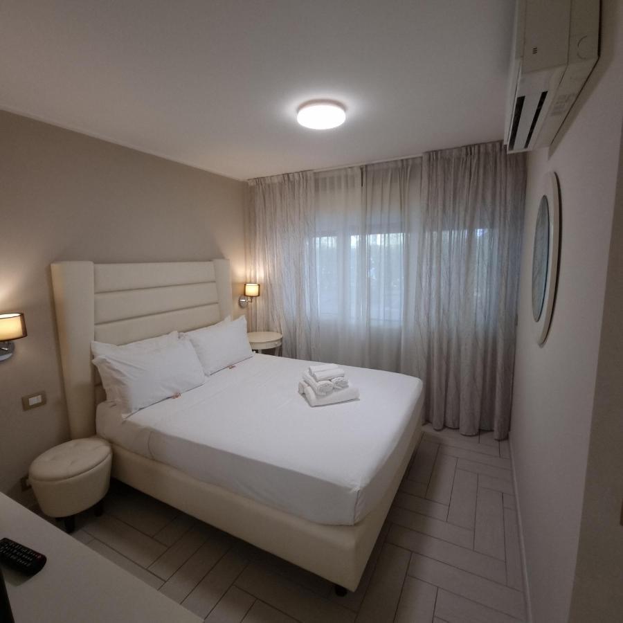 Nero D'Avorio Apartments Rimini Exterior photo