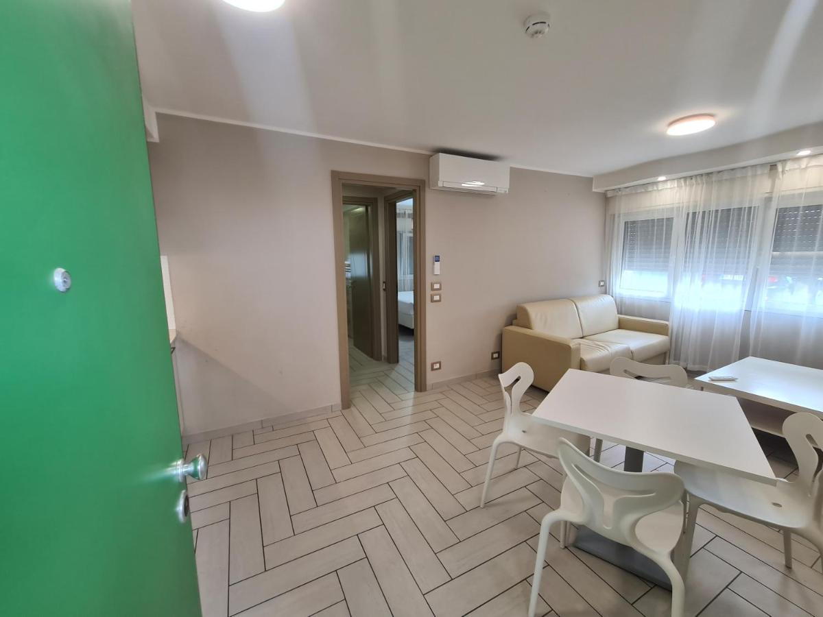 Nero D'Avorio Apartments Rimini Exterior photo