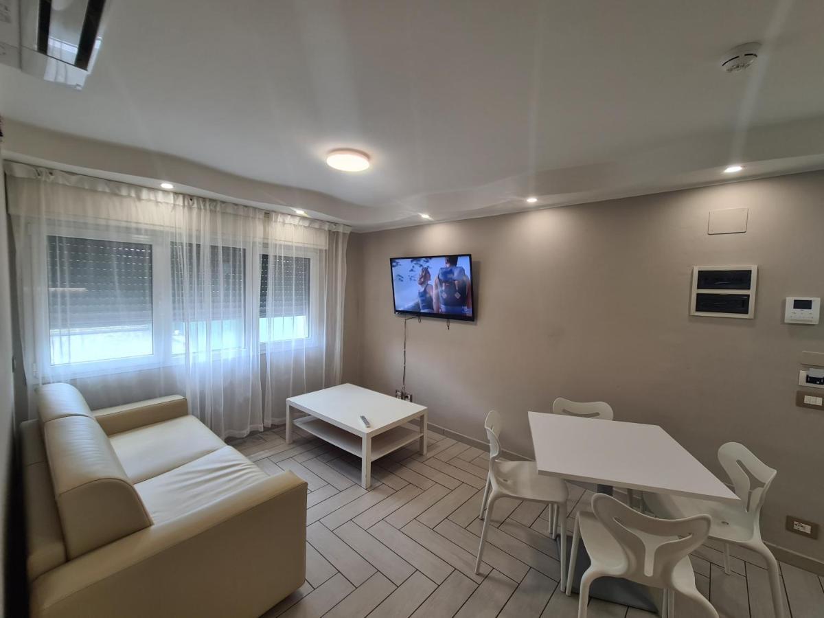 Nero D'Avorio Apartments Rimini Exterior photo