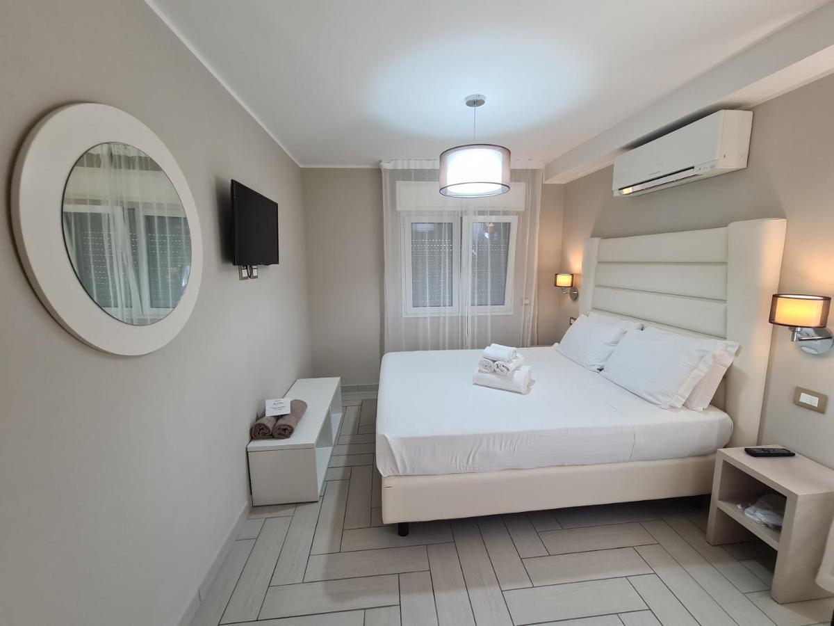Nero D'Avorio Apartments Rimini Exterior photo